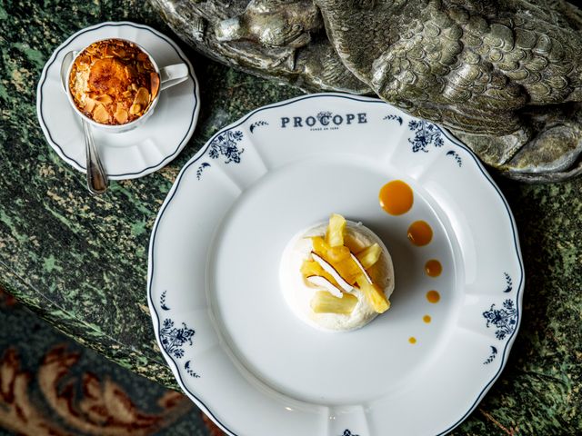 Le Procope Pavlova fruits éxotiques
